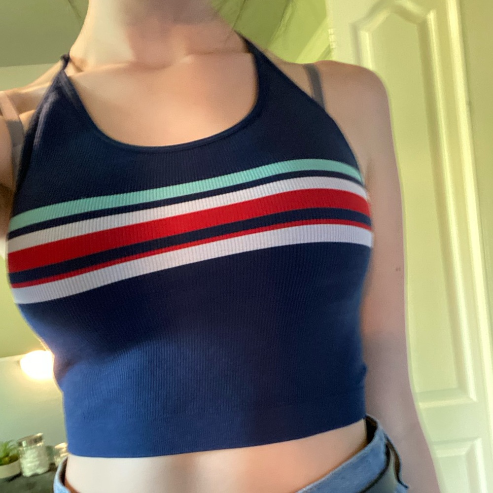 stretchy crop top